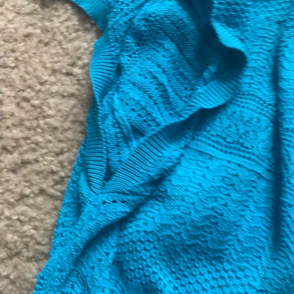 Turquoise Top - Picture 7 of 8
